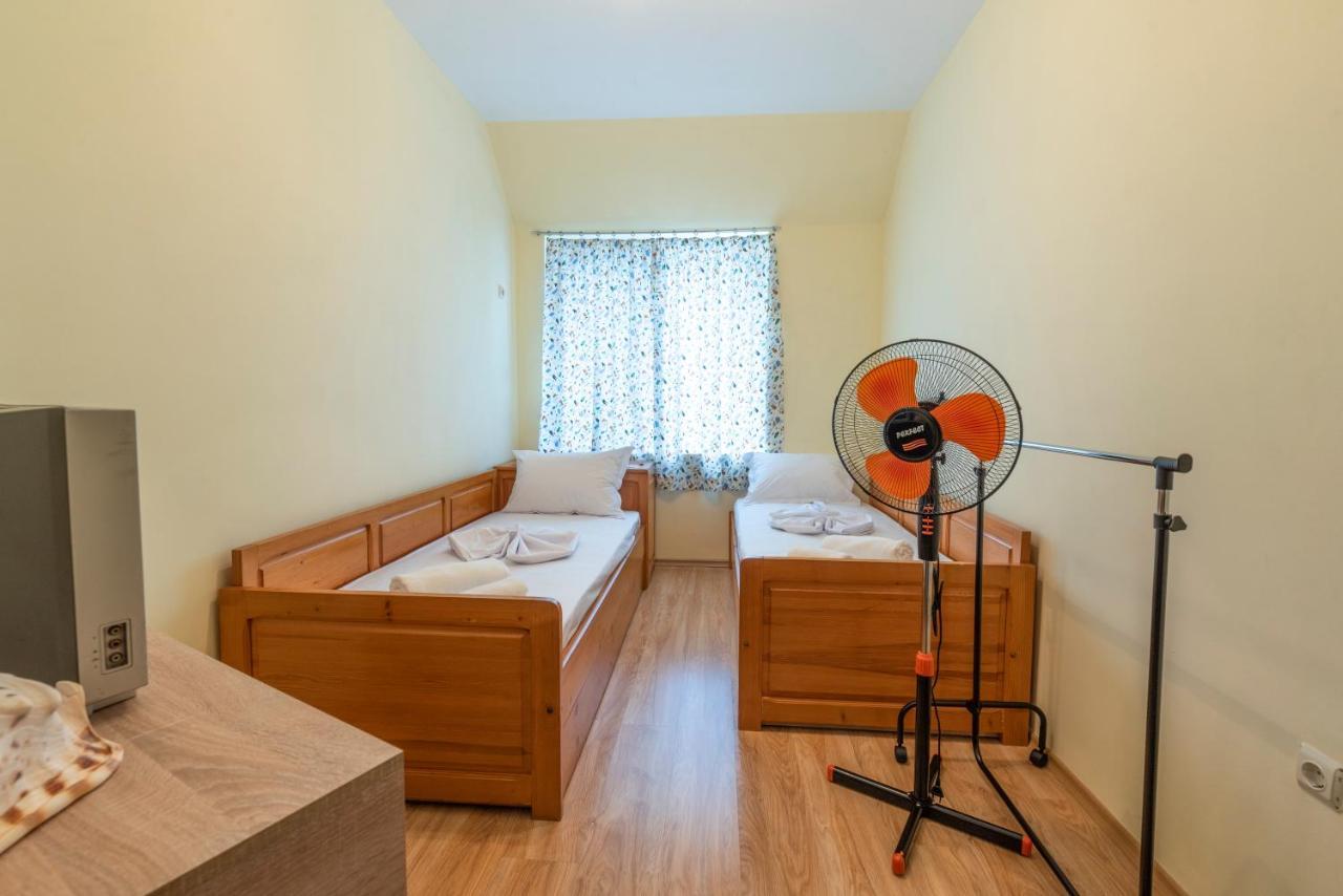 Azure Pretty Apartment Top Location Near Sea Garden Burgaz Dış mekan fotoğraf